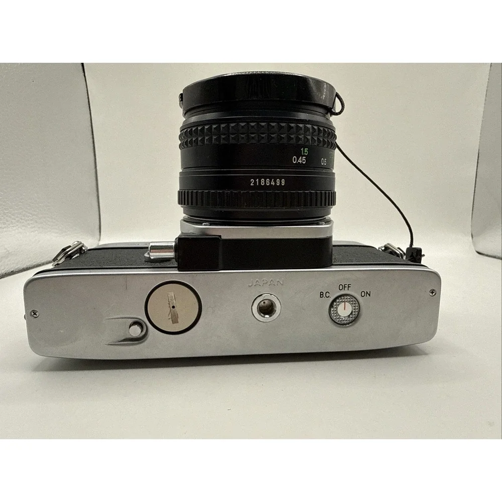 Minolta SRT 201 35mm Film Camera & 50mm f1.7 Rokkor X Lens‎ Partially Tested